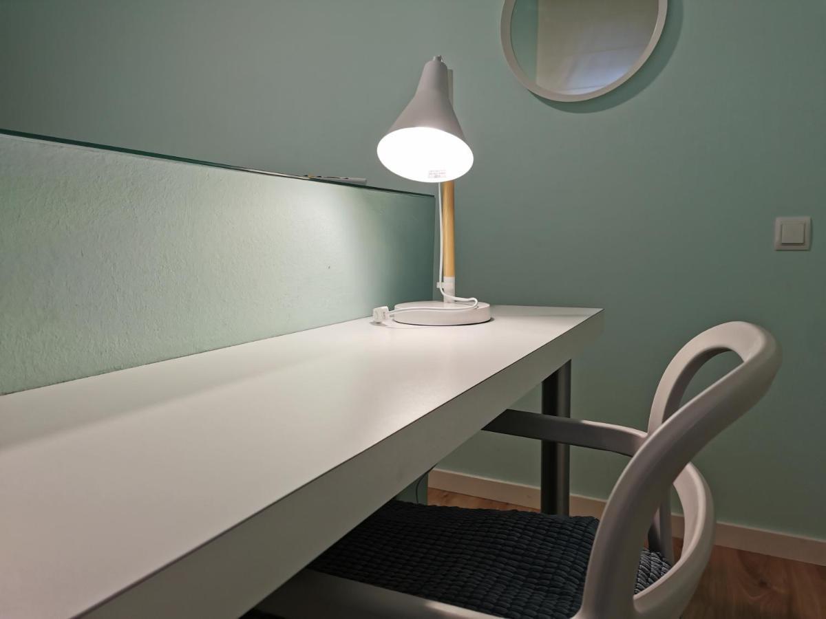 Dos Habitaciones Dobles En Apartamento Confortable L'Hospitalet de Llobregat Kültér fotó