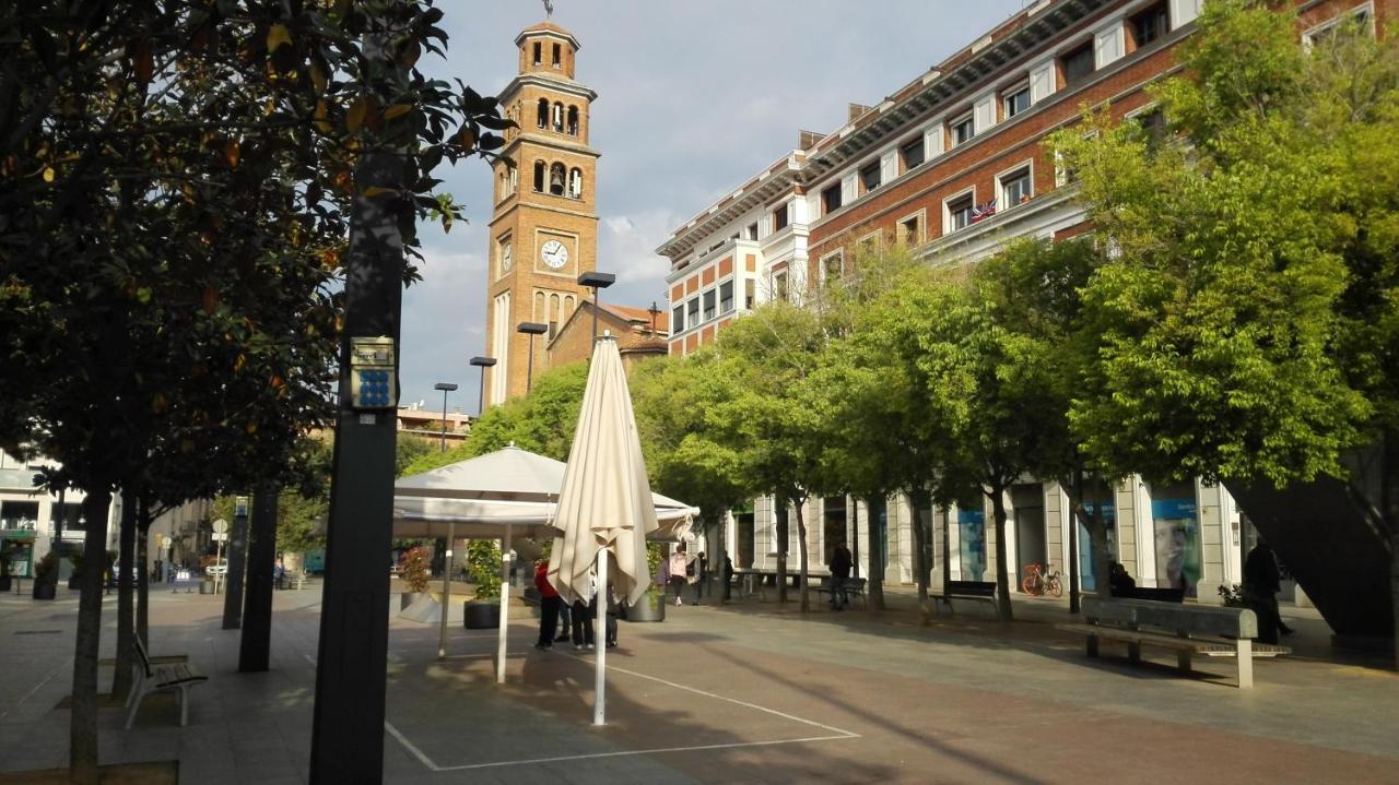 Dos Habitaciones Dobles En Apartamento Confortable L'Hospitalet de Llobregat Kültér fotó